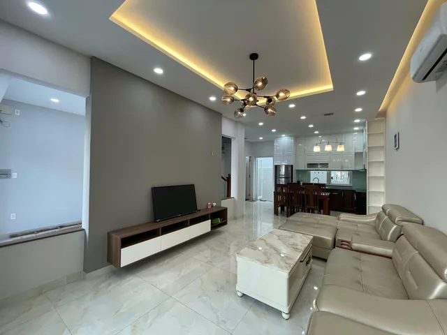 Hạ giá 600tr bán nhà ngang 7x16 Mega Ruby full nội thất công chứng ngay !