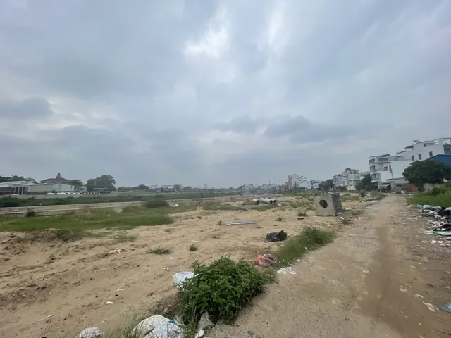 Bán đất Gấp mặt tiền sông vàm Thuật Gò Vấp