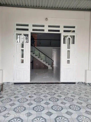 Bán nhà mới xây ngay trục đường đẹp khu Phú Tân Phường Bình Dương gần chợ