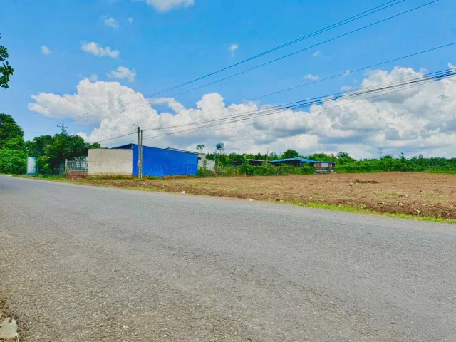 Bán đất 1041.4m² ngang 15m giá 395 triệu Xã Minh Đức