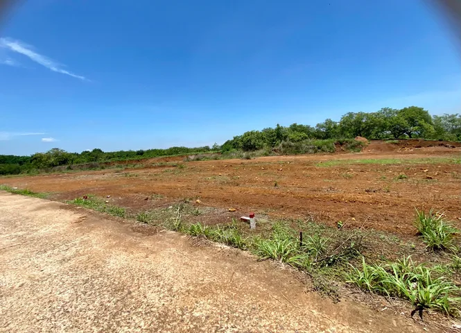 Bán đất 427m² ngang 10m giá 690 triệu Xã Minh Đức