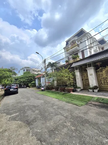 BÁN BIỆT THỰ ĐƯỜNG LINH TRUNG, THỦ ĐỨC - 250m2 - GIÁ 20.5 TỶ