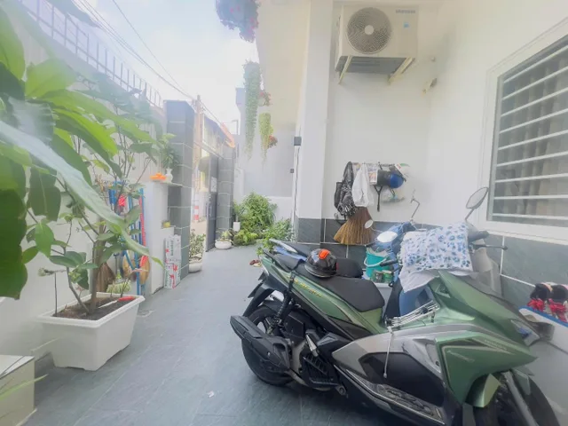 Biệt Thự mini 2 Tầng - Hẻm ôtô, DT: 66,4m² ngang 9m giá 7.3 tỷ Phường Tây Thạnh