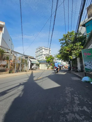 Mặt Tiền Đường Nguyễn Duy Cung Nhà 3 Tầng - DT: 72m² ngang 3m giá 9.1 tỷ Phường An Hội Tây