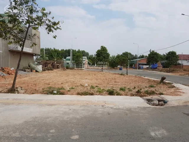 [CHÍNH CHỦ BÁN] 600M2(20X30) ĐẤT MẶT TIỀN ĐƯỜNG NHỰA 18M. LIỀN KỀ TP.MỚI BÌNH DƯƠNG