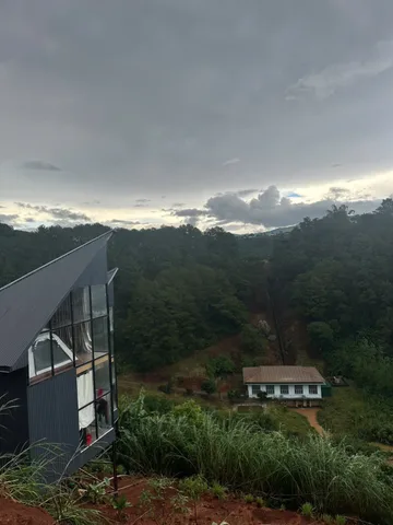 BÁN KHU HOMESTAY NGHỈ DƯỠNG - BÁM SUỐI ĐÁ - TRỰC DIỆN RỪNG THÔNG