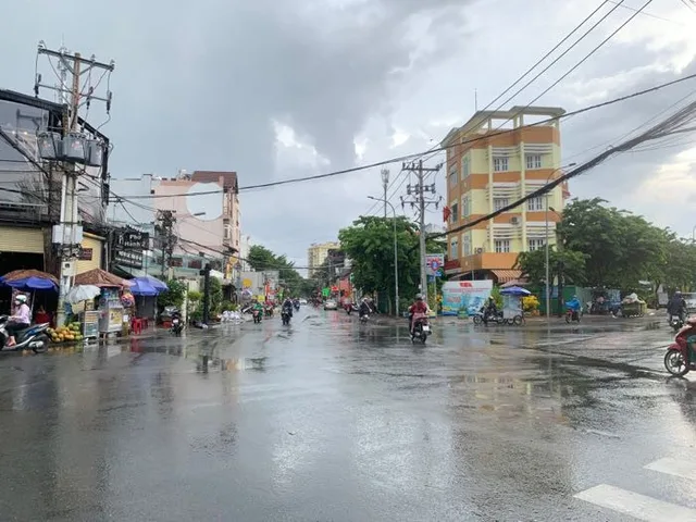 Bán nhà gấp Mt Châu Thới Q 10