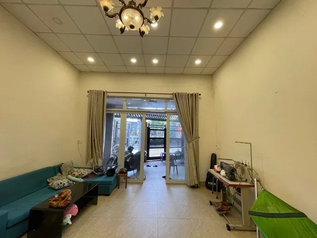 💥💥CHỦ ĐỊNH CƯ _ CG Nhà  MẶT TIỀN TAM CHÂU 1 trệt lửng gác đúc .DT:158m2 ngang 5,8 m nở hậu