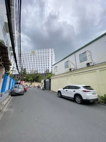 Mặt Tiền Đường Nguyễn Trãi - Bán nhà 4 Tầng - Đt: 6,8x16,2= 110,2m² , giá 43 tỷ Phường Cầu Ông Lãnh