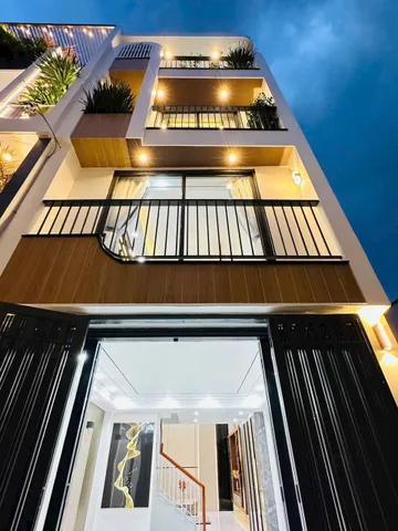 Vị trí: Đường Khắc Nhu, Phường Cô Giang, Quận 1