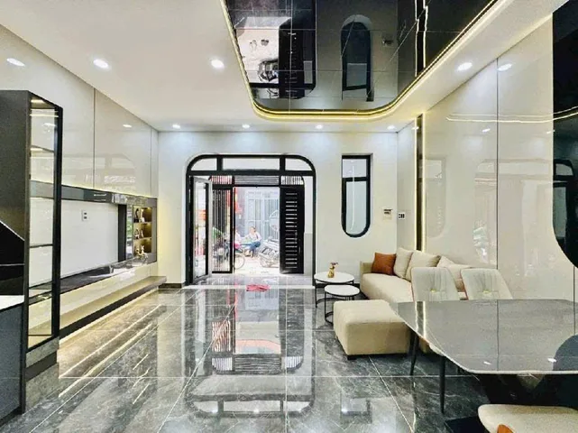 Bán Gấp Nhà Phố 2 Tầng Mặt Tiền 9,4m Đường Trước Nhà Xe Hơi Đậu Phạm Văn Chiêu P9 Gò Vấp