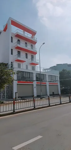 Bán nhà 4 tầng 14 phòng gần Kinh Dương Vương giá mềm 8 tỷ
