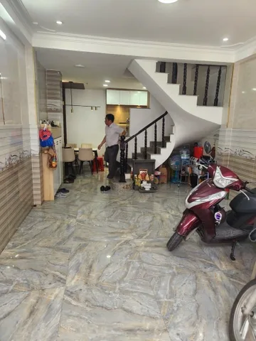 Nhà 3 Tầng Huỳnh Tấn Phát, Tân Phú, Q7, Hẻm 8m thẳng 1 trục ra đường lớn, Gần Phú Mỹ Hưng, 4PN 3WC, Giá 8 Tỷ (TL)