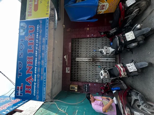 Bán 1 hoặc 2 căn mặt tiền Trần Mai Ninh - giá tốt - phù hợp xây mới