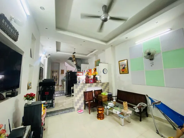 Bán Gấp Nhà Phố 4 Tầng Diện Tích 98m2 Xe Hơi Ngủ Trước Nhà Ra Phạm Văn Chiêu P14 Gò Vấp