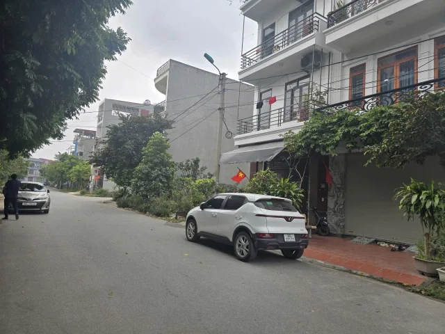 Bán 73m đất giãn dân đồng soi. Cách 2 lô ra tới hồ lớn. Phường vũ ninh tỉnh bắc ninh
