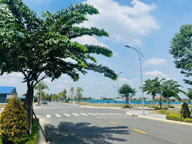 BÁN NHANH LÔ ĐẤT 2 MẶT TIỀN LIỀN KỀ SÂN BAY QUỐC TẾ LONG THÀNH ( đoạn đẹp nhất Đồng Nai )