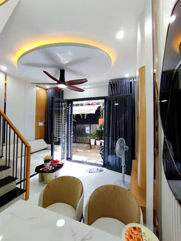 T1681 🔥 sát UBND Phường Gò Vấp, SHR, Vuông, 2 tầng, 4x8m, 4.x tỷ