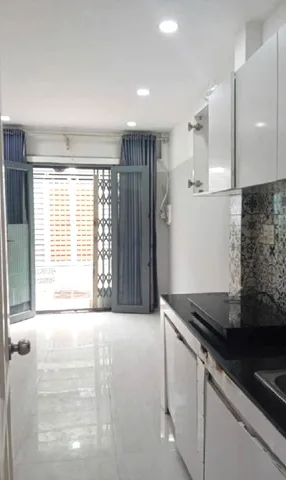 BÁN GẤP NHÀ ĐẸP- DT 80 M2- KHU Y TẾ KỶ THUẬT CAO- CHỈ 6,9 TỶ( TL )