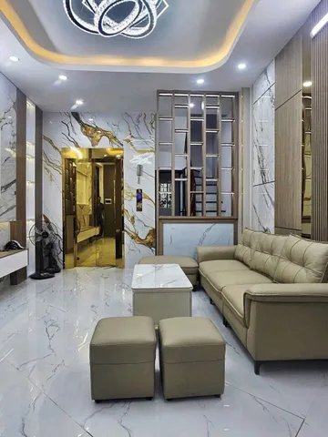 Gần Hồ Đắc Di- Nhà đẹp 7 tầng thang máy, Dt 39m ô tô đỗ cổng - 11,9 tỷ