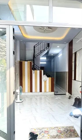 BÁN GẤP NHÀ ĐẸP- HẬU GIANG Q6- DT 72 M2( NỞ HẬU) -GIÁ 6,85 TỶ (TL)