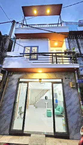 Hẻm xe hơi, đường Lê Đình Cẩn, Bình Tân. Nhà 3 tầng (4×8m) chỉ 4,2 tỷ