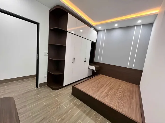 CHỦ NGỘP BÁN PHÁ GIÁ CĂN 1 LỬNG