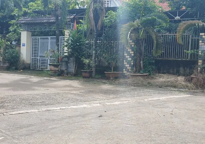 Đất ngay sau Đại Học Tây Nguyên, góc 2 mặt tiền đường thông 5x30m bán 1tỷ499tr