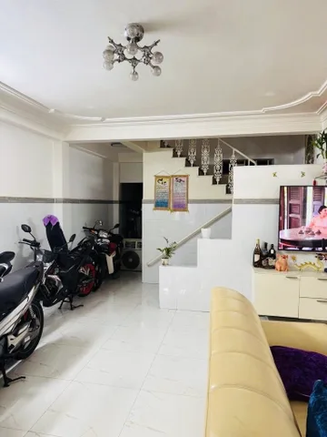 Bán Nhà Nguyễn Ngọc Cung,P16,Q8,Hẻm Xe Tải,Nhà Đẹp Ở Ngay,4x20,Giá Chỉ 5.25 Tỷ(QT44)