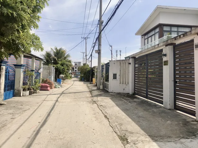 🚗 BÁN NHÀ C4 - 100M2( 5.7*17.5), FULL THỔ, CÔNG NHẬN ĐỦ - KHOẢNG QH, SÁT MT ĐƯỜNG SỐ - HẺM XE HƠI - GẦN CẦU LONG ĐẠI - VINHOME GRABPARD- SÔNG TẮC - LONG PHƯỚC, THỦ ĐỨC.(N)