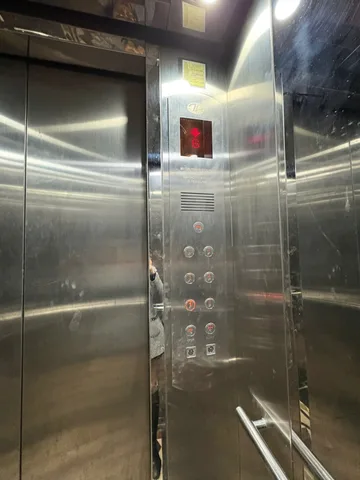 Bán nhà Mặt phố Tú Mỡ 50m² ngang 4.9m giá 38.5 tỷ Phường Yên Hòa