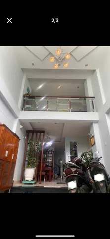 Bán gấp nhà đường xe hơi 4pn 3wc dt đất 62m² ngang 4m, dt sàn 225m2 Bình Trưng Đông Q2 cũ giá chỉ 6.8 tỷ Phường Bình Trưng mới