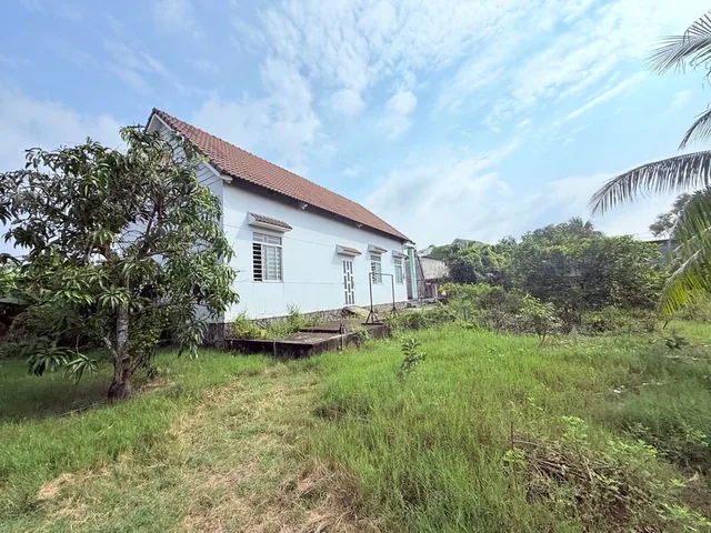 KHUÔN ĐẤT 2.000M2 – FULL TIỆN ÍCH – NGAY NGUYỄN VĂN LINH – CHỈ 10TR/M2 – CỰC PHÙ HỢP LÀM NHÀ VƯỜN, HOMESTAY, TRANG TRẠI NGHỈ DƯỠNG