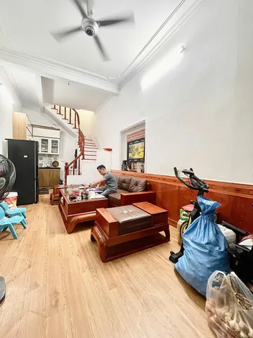 Bán nhà Dương Văn Bé, Hai Bà Trưng 33.6m² ngang 4m giá 6.2 tỷ