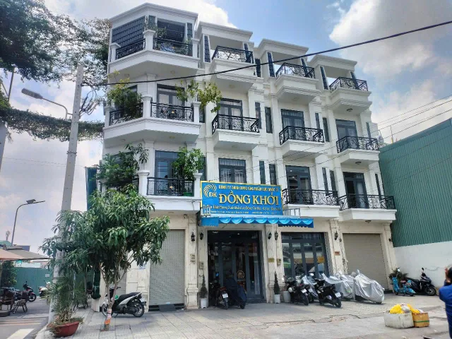 🏘️ BÁN NHÀ MỚI 3 TẦNG – 4x18M – MẶT TIỀN NGUYỄN TRIỆU LUẬT – GIÁ 7.5 TỶ