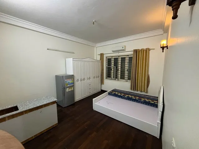 Mua Nhà Ăn Tết! Kim Mã,50m ra Phố,DT:30m2 x 6Tầng,MT: 3.9m,Giá: 8.8 tỷ Ba Đình