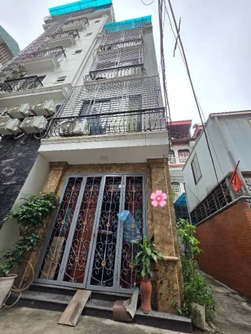 Bán nhà 36m² ngang 4m giá 9.98 tỷ Phường Định Công