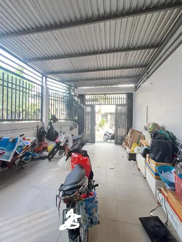 Bán nhà mặt tiền Thạnh Lộc 16 Quận 12, nhà lô góc 2 mặt tiền, diện tích 5.2x20, 1 trệt 3 lầu, giá 7.5 tỷ