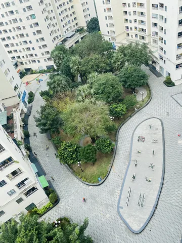 💥Nhỉnh 2 tỷ -Chung cư Tecco Town ,Nguyễn Cửu Phú .Dt 63m2 -2pn . View công viên 

Khu dân cư văn minh ,An ninh ổn định 

👉Tiện ích xung quanh đầy đủ ,siêu thi Aeon mall , trường học ,bệnh viện , thuận tiện di chuyển đến các quận Trung tâm