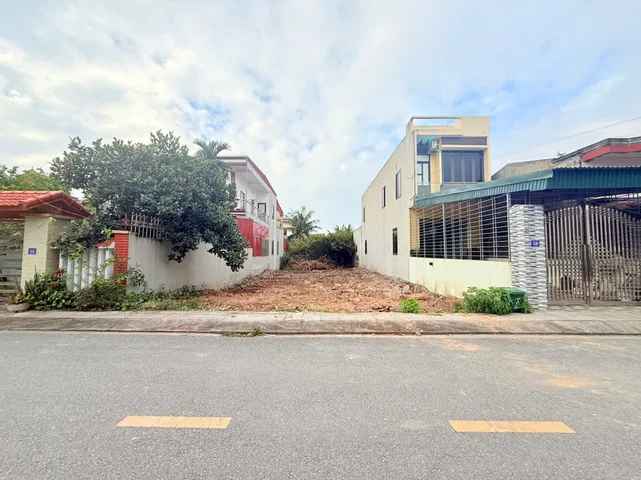 Bán đất 175m² full thổ cư ngang 5m giá 4.1 tỷ tại Phường Dương Kinh