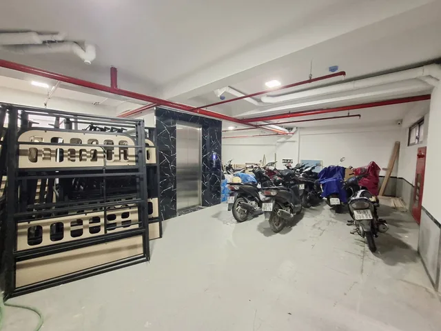 BÁN TÒA NHÀ CCMN ĐƯỜNG ĐỊNH CÔNG THƯỢNG. 85M2 - 7 TẦNG. THANG MÁY.