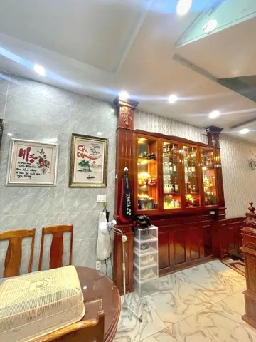 BÁN NHÀ ĐẸP CẠNH TÂ.N KỲ TÂN QUÝ - 4PN - ( 4X16M )
