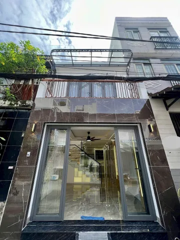 🏠 Nhà 1 trệt 1 lầu sân thượng Hòa Bình P5 Q11 gần vòng xoay Đầm Sen- 2 phòng ngủ giá chỉ 1 tỷ 900 cơ hội đầu tư