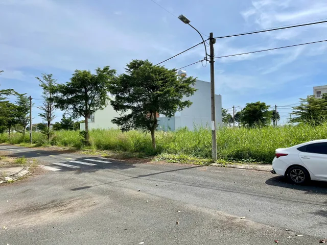 Bán đất Khu Saigon Village 108m² ngang 6m giá 3.15 tỷ Xã Cần Giuộc