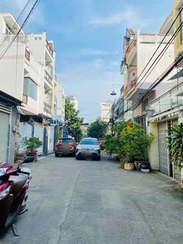 ☘️🏠TỈNH LỘ 10 – Khu phân lô gần Tên Lửa -Dt-72- Giá 6.5 tỷ
📌Cách Aeon Mall Bình Tân chỉ 1km.
📌Đường 8m thông thoáng, khu dân trí cao.
📌Nhà trệt lửng cũ, tiện xây mới – làm VP, ở hoặc đầu tư.