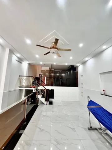 NHÀ PHỐ CAO CẤP 4 TẦNG, MẶT TIỀN RỘNG 50M^2 (5x10M) ĐƯỜNG CHIẾN LƯỢC – BÌNH TÂN – DỌN VÀO Ở LUÔN!