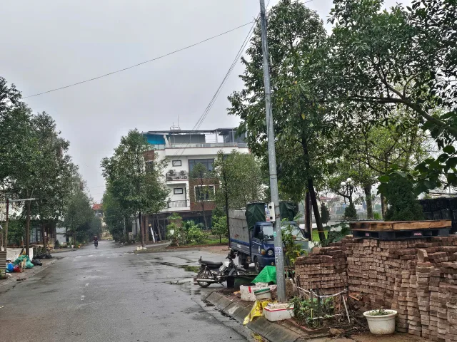 Bán 163.5m giãn dân phương vỹ nhìn vườn hoa và hồ búp lê. Làn 2 đường trần đăng tuyển. Phường vũ ninh tỉnh bắc ninh