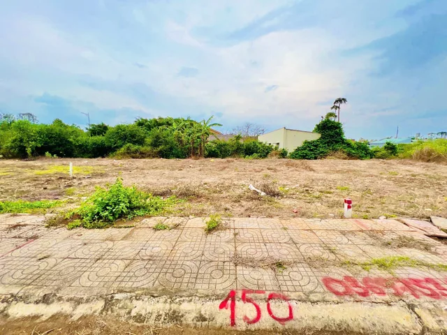 Bán đất 102.5m² ngang 5m giá 1.39 tỷ Phường Tam Long