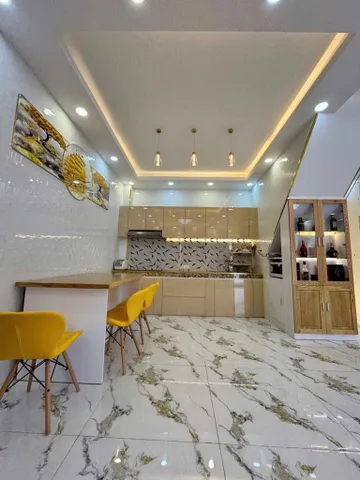 CHDV 24 PHÒNG – THANG MÁY + HẦM – DÒNG TIỀN ỔN ĐỊNH – NGAY NGUYỄN VĂN TRỖI