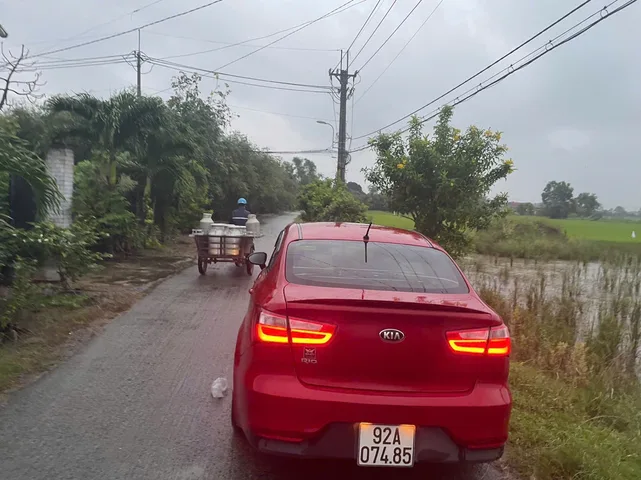 Ngộp ngân hàng